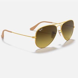 Rayban Gradient Aviator in Gold and Brown`